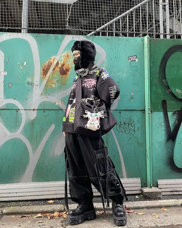 Wata outfit in Taka Original, Xu Dog Select, and Skoot, 2022