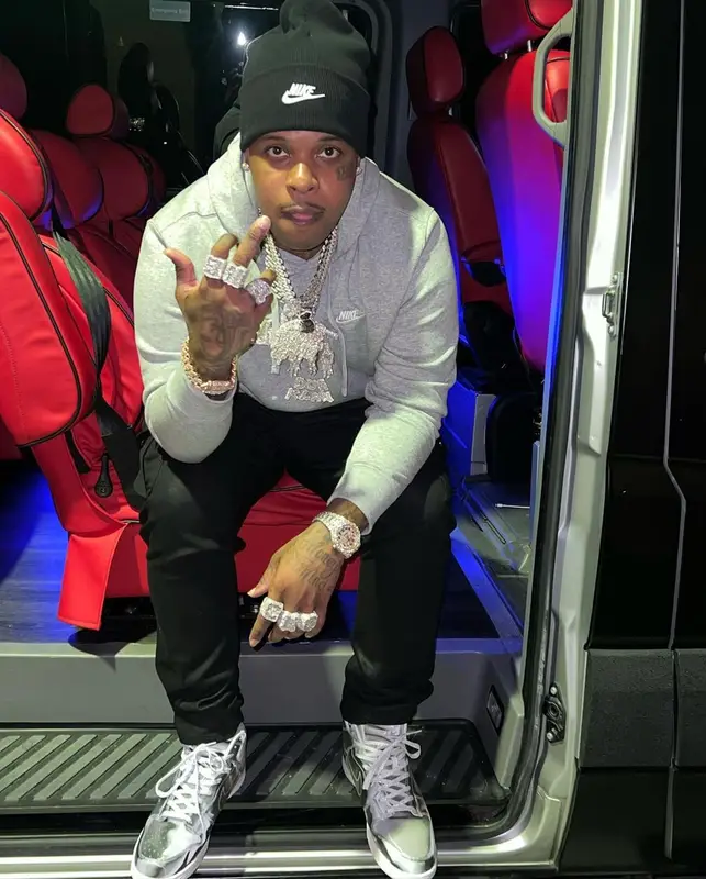 Finesse2tymes outfit in Nike, 2022