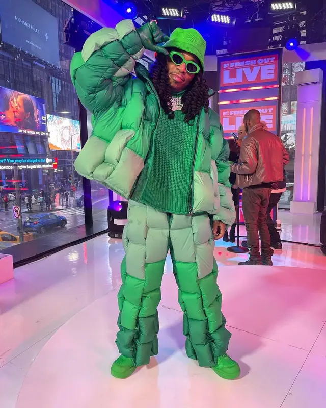 Jacquees outfit in Christopher Raxxy, Vince, and Bottega Veneta, 2022