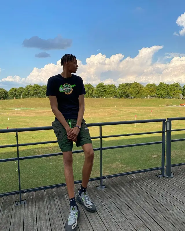 Victor Wembanyama outfit in Nike, 2022