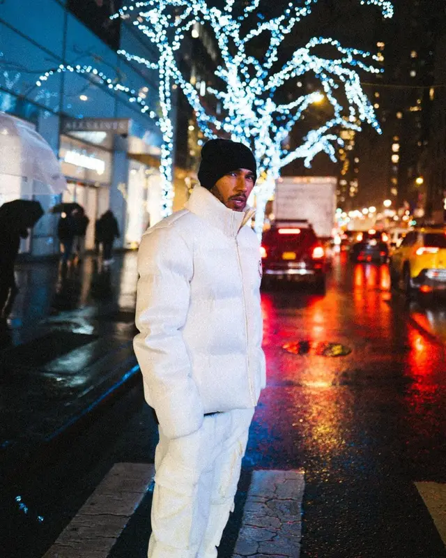 Lewis Hamilton outfit in Moncler, Off-White, and Palm Angels, 2022