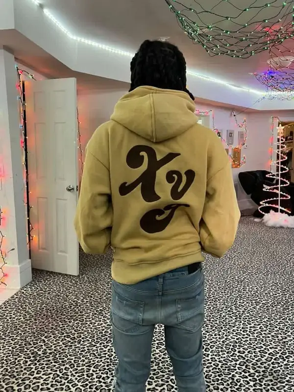 Kai Cenat outfit in Thirteen Studios and Xvi, 2022