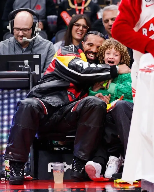 Drake outfit in Ski-Doo, Diemme, and Heliot Emil, 2022