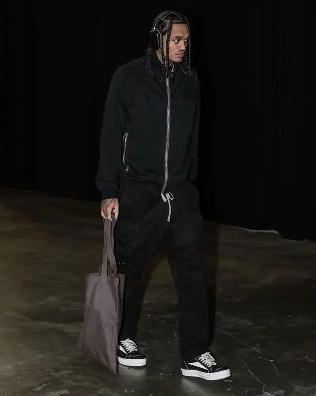 Jordan Clarkson outfit in Rick Owens and Apple, 2022