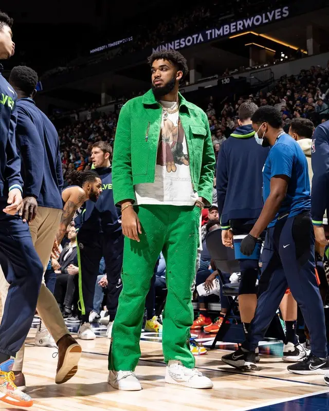 Karl Anthony Towns outfit in Louis Vuitton, Nike, and Off-White, 2022