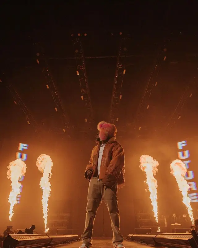 Future outfit in Who Decides War and Louis Vuitton, 2023