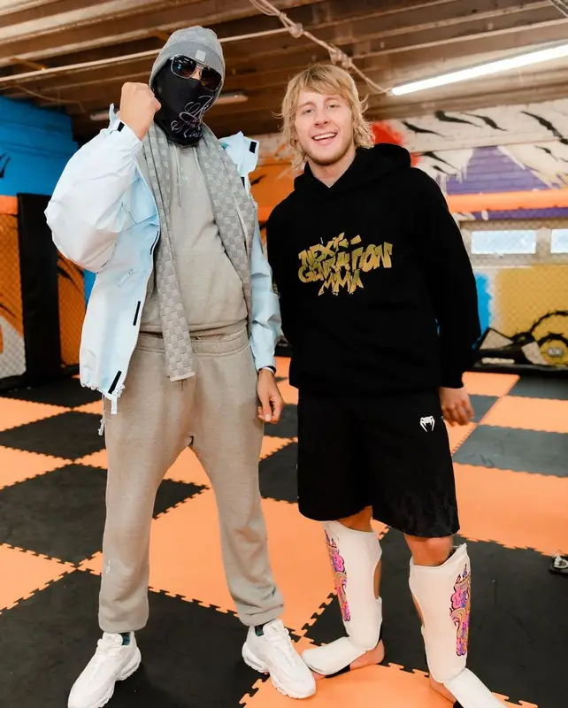 Meekz outfit in Nike, Louis Vuitton, and Nocta, 2022