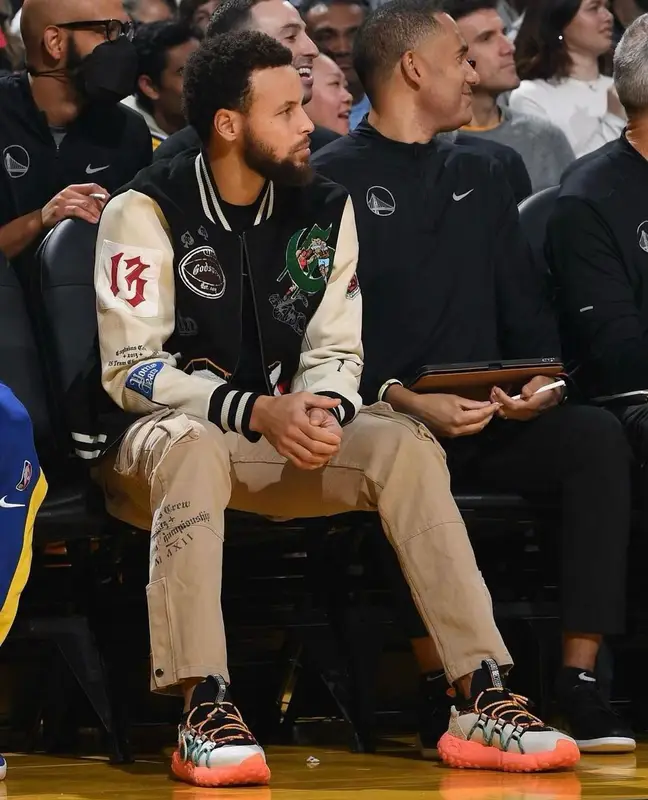Stephen Curry outfit in Godspeed and Under Armour, 2023