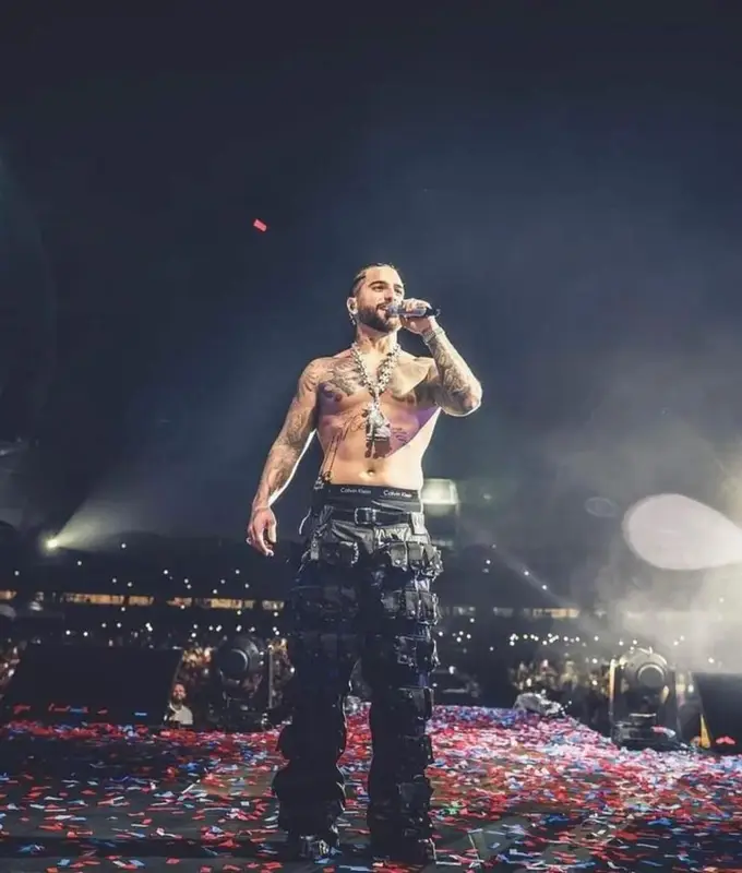 Maluma outfit in Marc Jacques Burton, Nike, and Overwatch 2, 2023