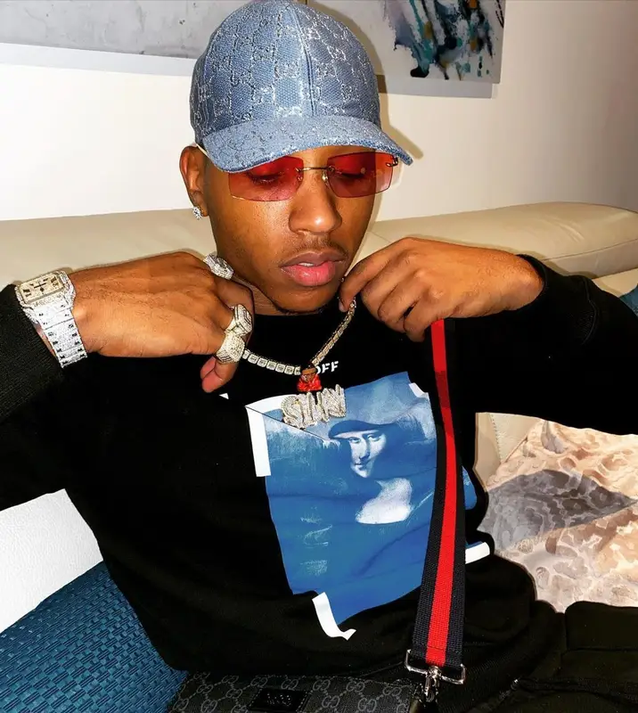 Silky outfit in Off-White, Dior, and Gucci, 2022