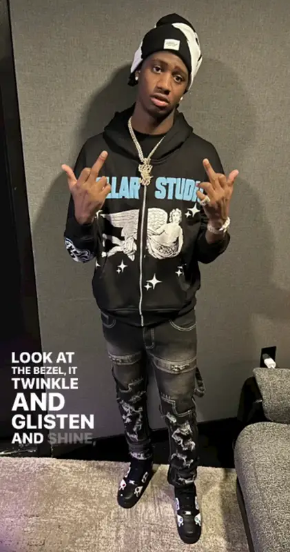 Yung Mal outfit in 3:11, 2023