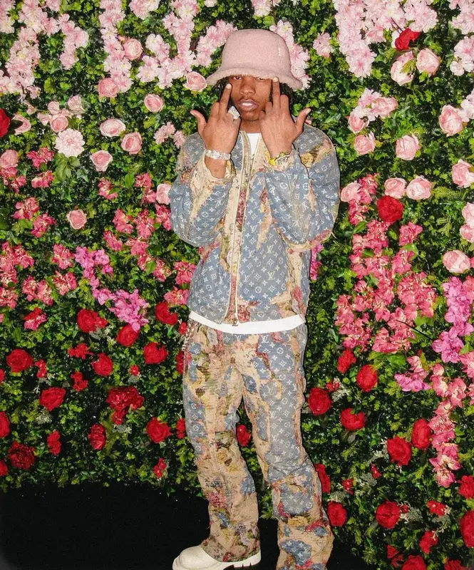Lil Baby outfit in Louis Vuitton and Bottega Veneta, 2023