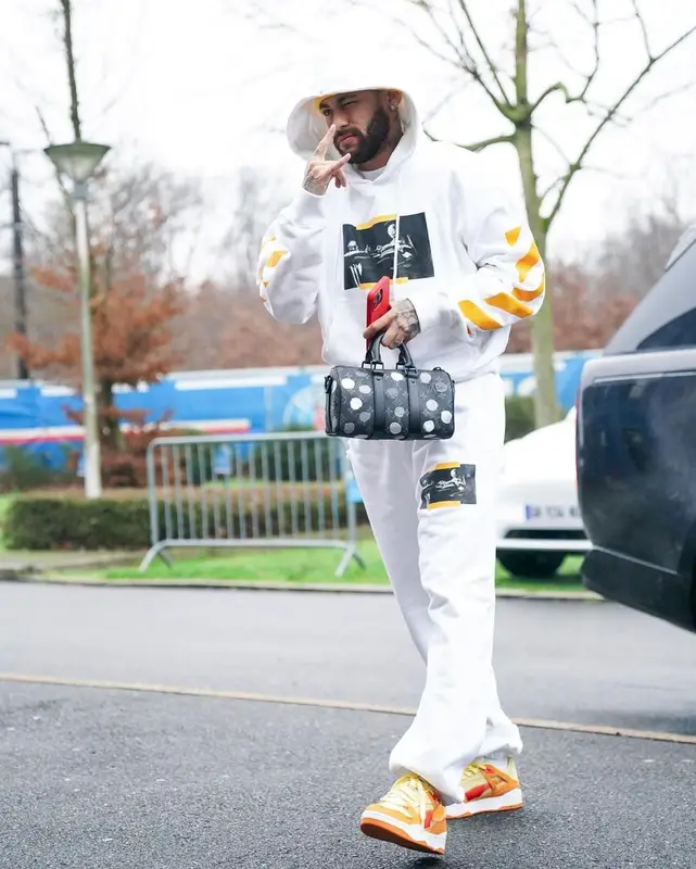 Neymar outfit in Off-White, Puma, and Louis Vuitton, 2023