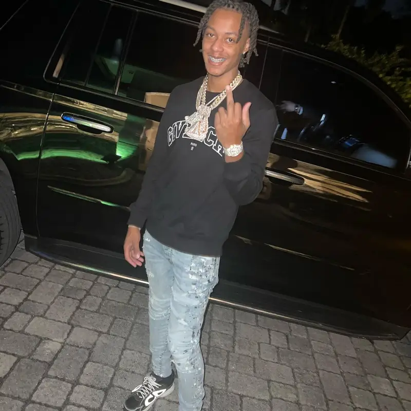 Skilla Baby outfit in Givenchy, Amiri, and Dior, 2023