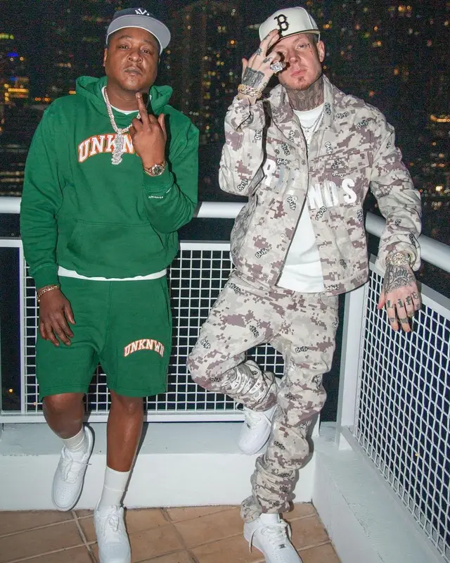 Jadakiss outfit in Unknwn and Nike, 2023