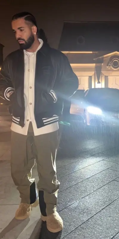 Drake outfit in Corteiz and Loewe, 2023
