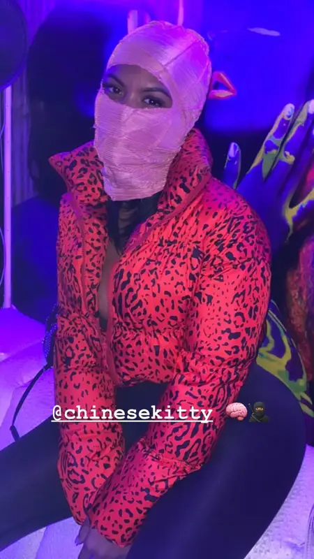 Chinese Kitty outfit in Brain Face, 2022
