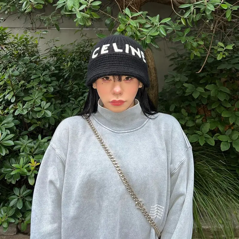 Toua outfit in Alexander Wang, Bottega Veneta, and Celine, 2022