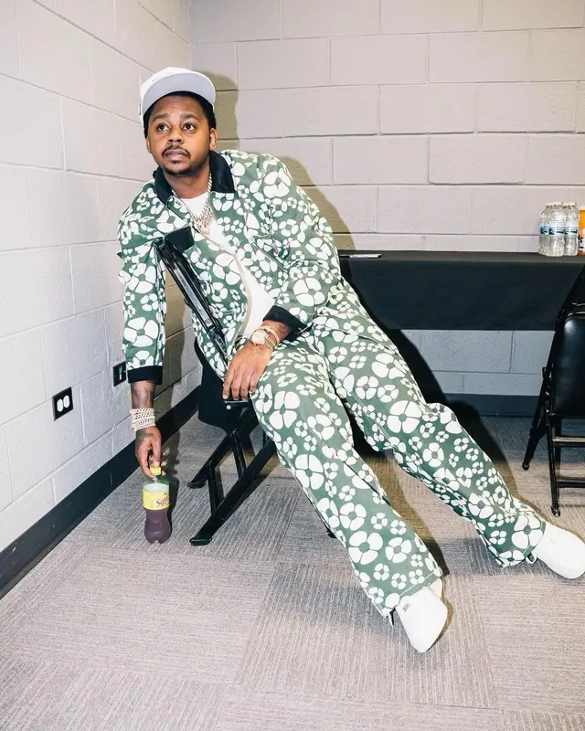 Babyface Ray outfit in Carhartt, Supreme, and New Era, 2023