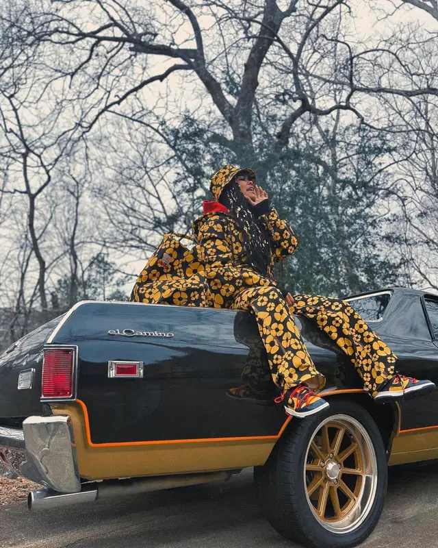 Teyana Taylor outfit in Nike, Carhartt, and Marni, 2023