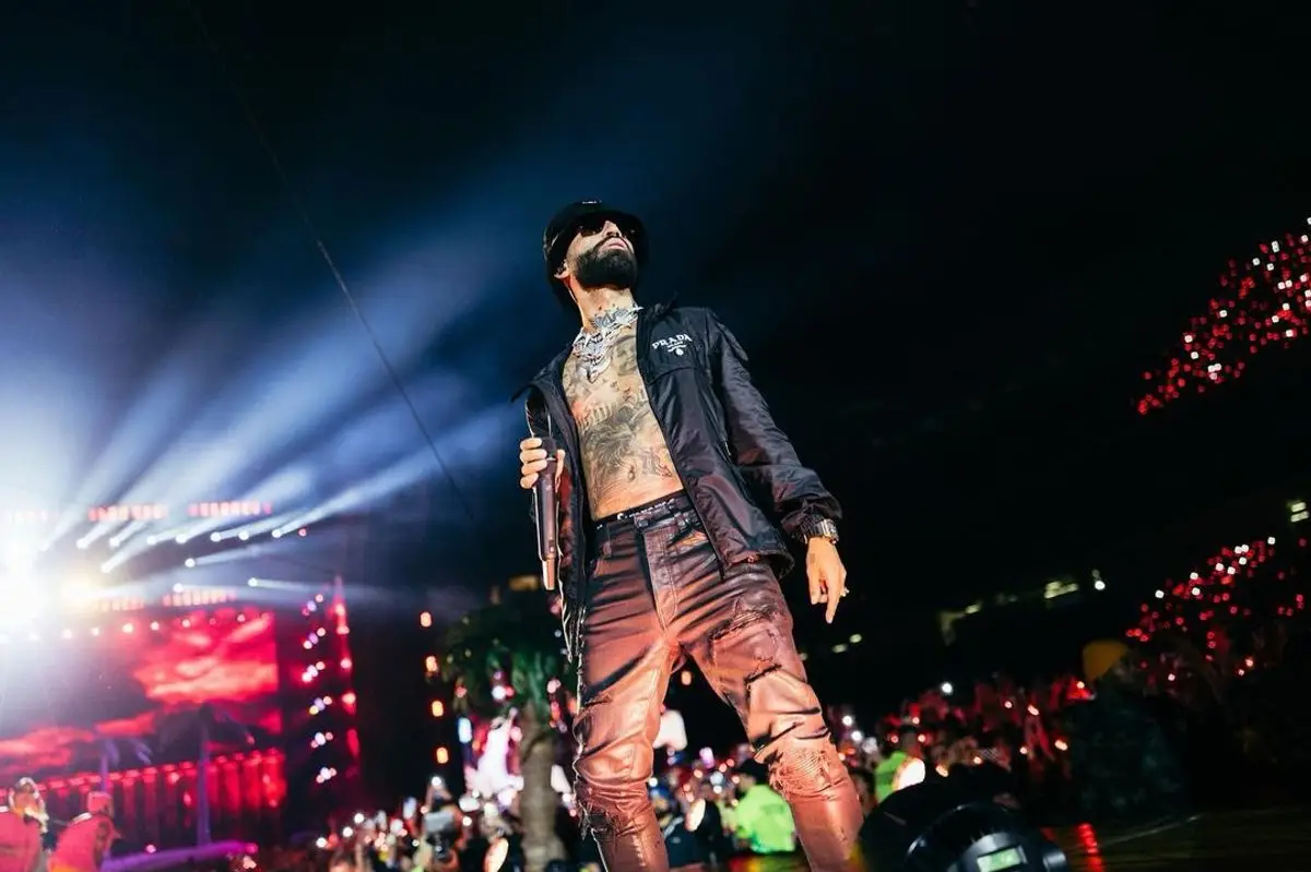 Arcangel outfit in Amiri, Prada, and Supreme, 2022