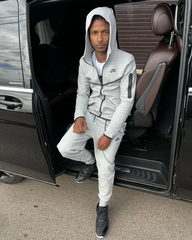 Double Lz outfit in Nike and Jordan, 2023