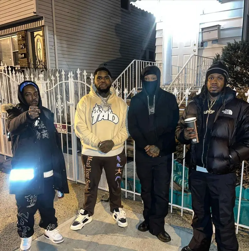 Fat Boy outfit in Hanes, Urban Outfitters, and Amiri, 2023