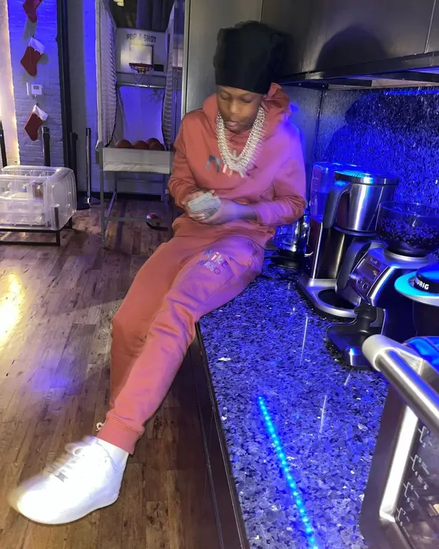 Lil 50 outfit in Nike, 2022