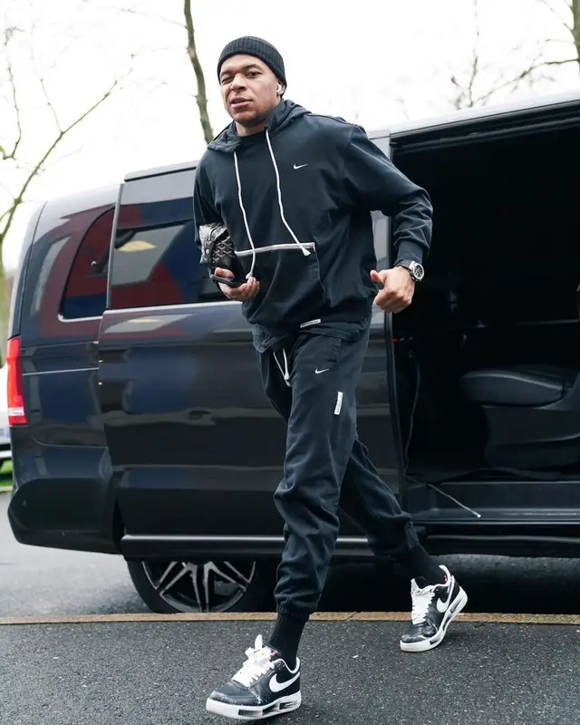 Kylian Mbappe outfit in Nike and Peaceminusone, 2023