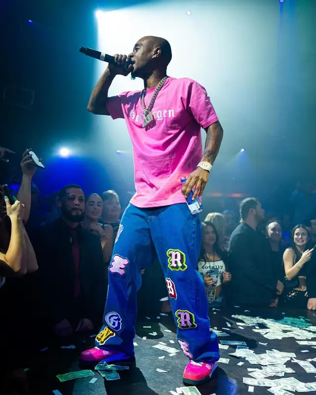 Slim Jxmmi outfit in Verborgen, Bape, and Fiji Water, 2023
