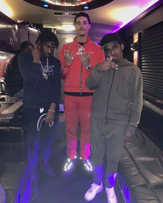 Top5 outfit in OVO and Nike, 2019