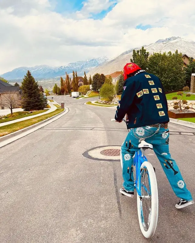 Jordan Clarkson outfit in Virgil Abloh, Goyard, and No Name, 2023