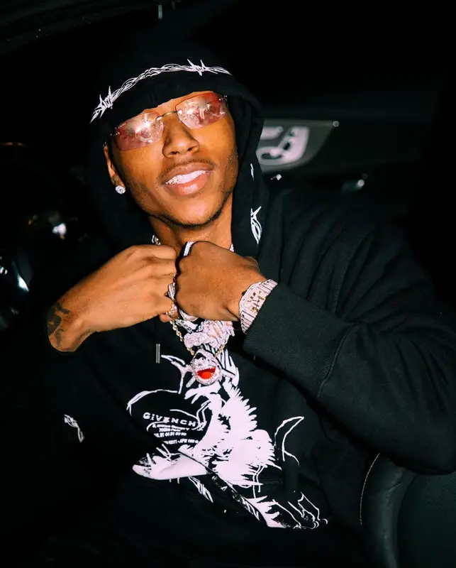 SilkyTheDon outfit in Givenchy, Amiri, and Cartier, 2021