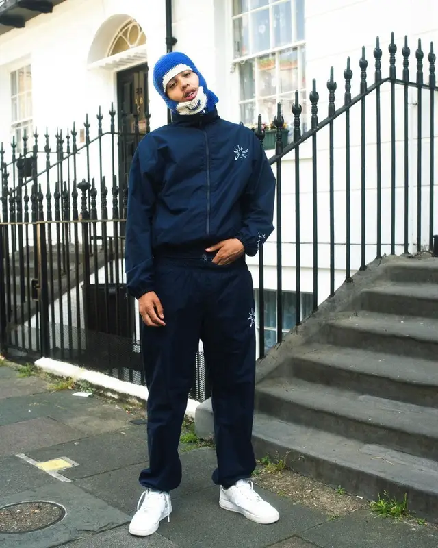 Strandz outfit in Jehucal, Nike, and Hyo-Isak, 2022
