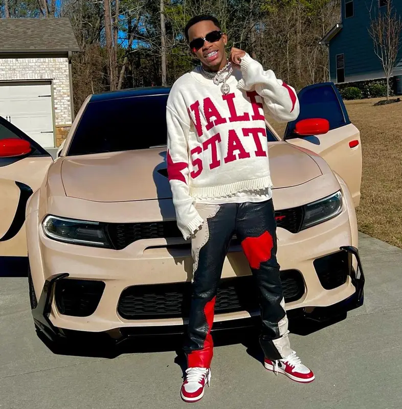 Cocash outfit in Vale Forever, Valabasas, and Nike, 2023
