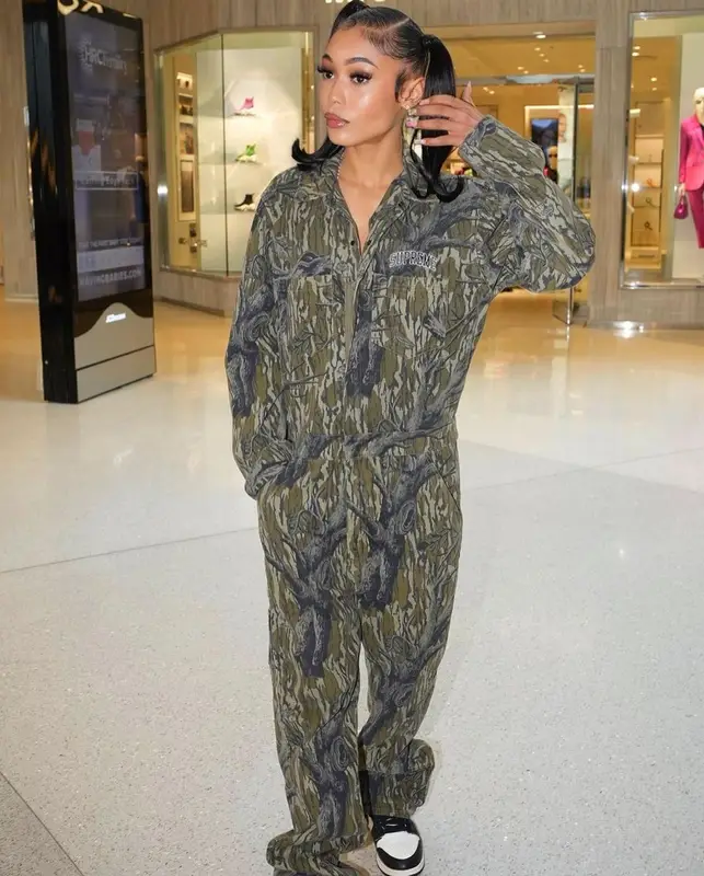 Coi Leray outfit in Supreme and Nike, 2023