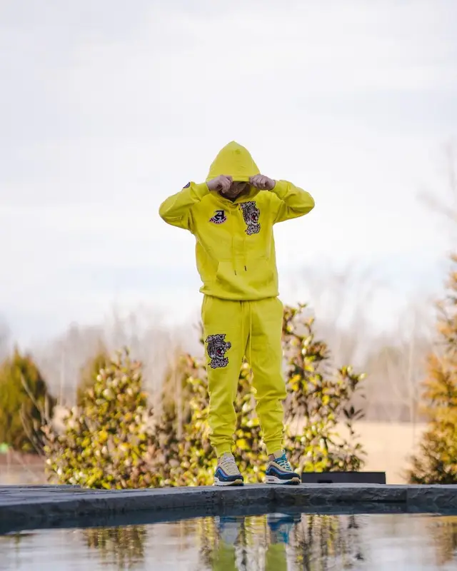 Javon Walton outfit in Avirex and Nike, 2023