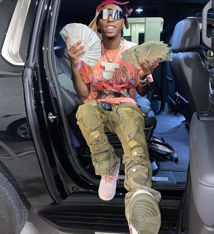 Goldenboy Countup outfit in Valabasas, Nike, and Pit Viper, 2022
