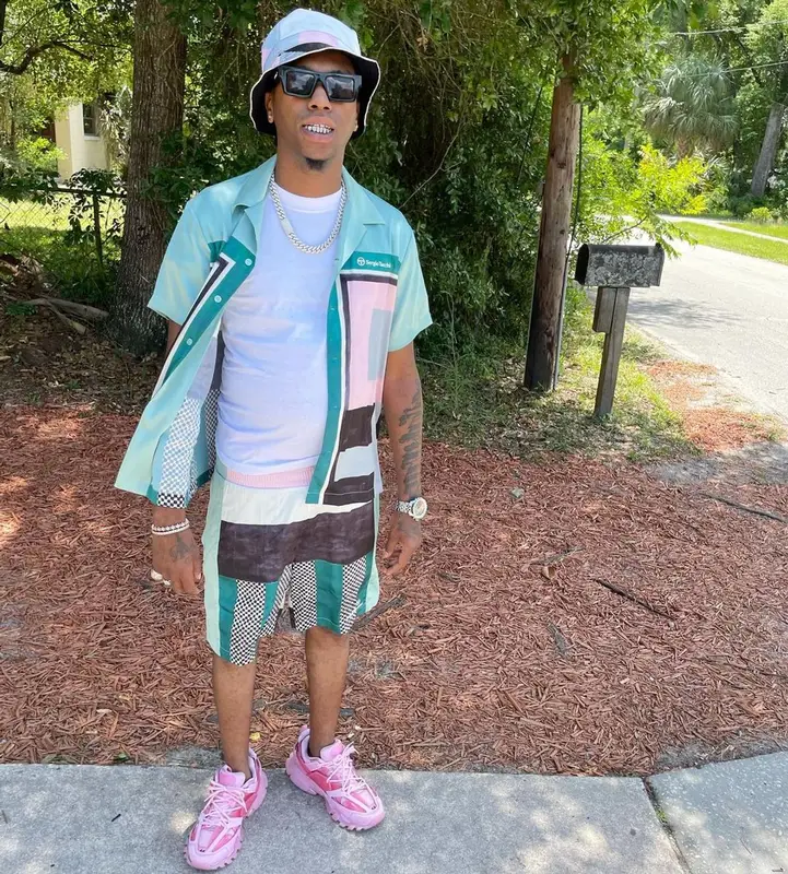 Goldenboy Countup outfit in Sergio Tacchini, Balenciaga, and Off-White, 2022