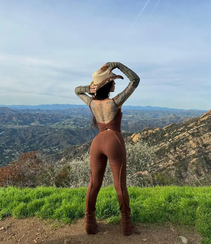 Bella Poarch outfit in Sami Miro, 2023