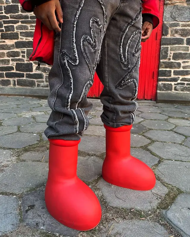 Sober Yung Walter outfit in Vetements, Balenciaga, and Canada Goose, 2023