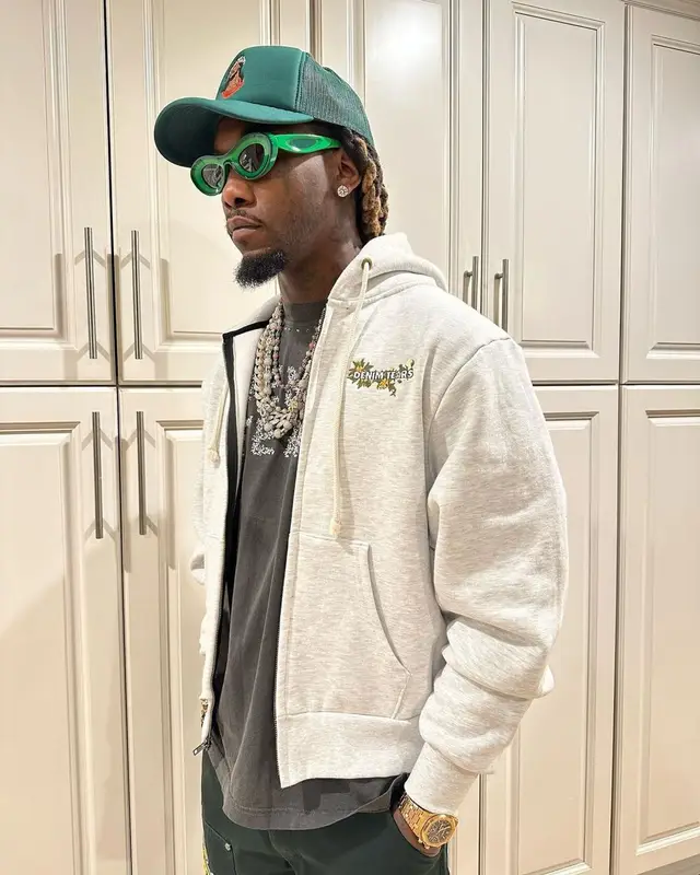 Offset outfit in Nike, Bottega Veneta, and Denim Tears, 2023