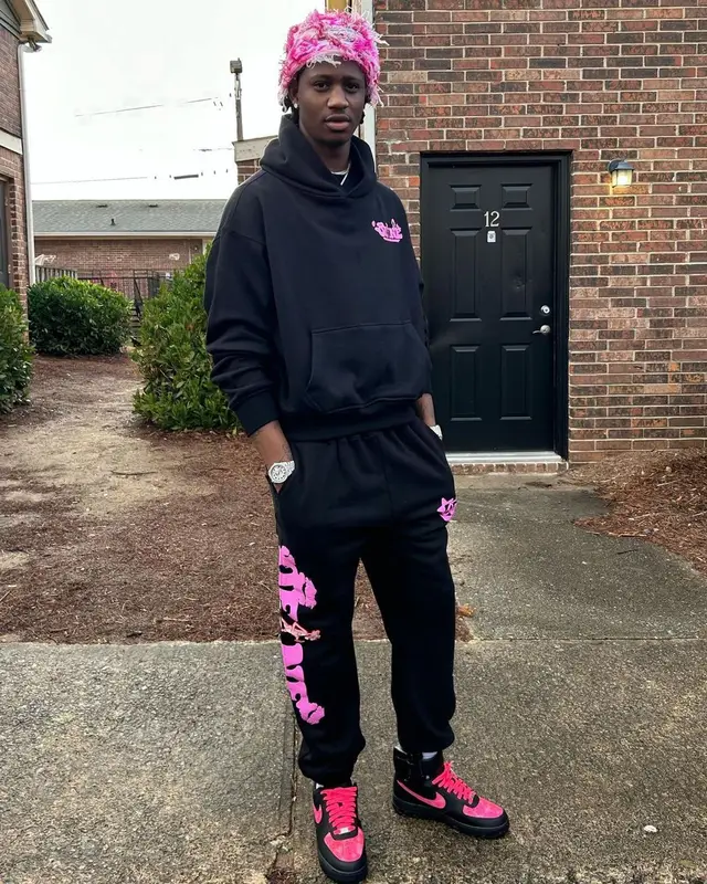Yung Mal outfit in Of1Ne, Fnf Customs, and Lux Apparel, 2023