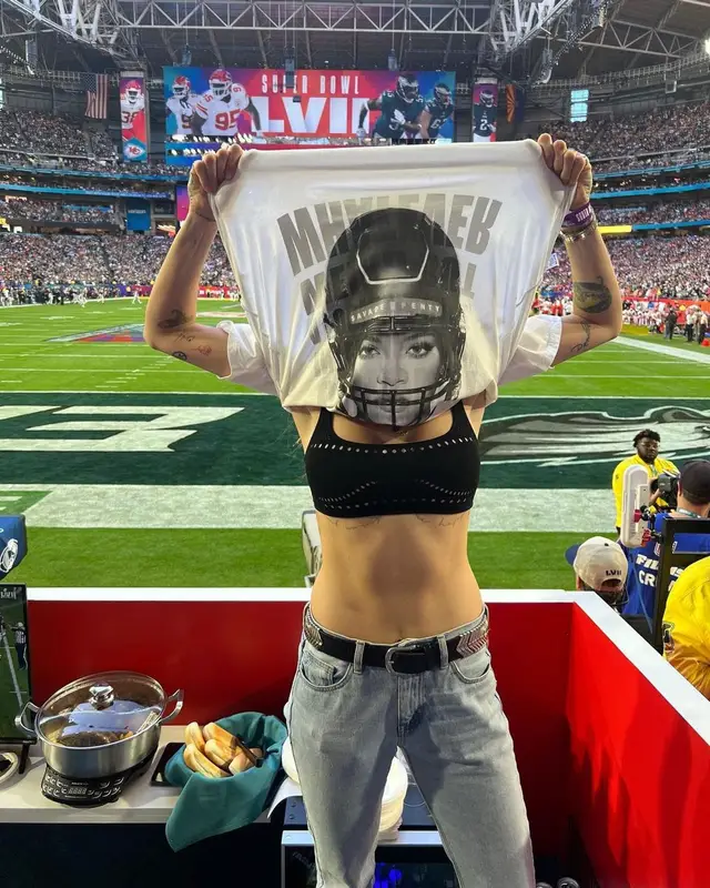 Cara Delevingne outfit in Savage X Fenty, 2023