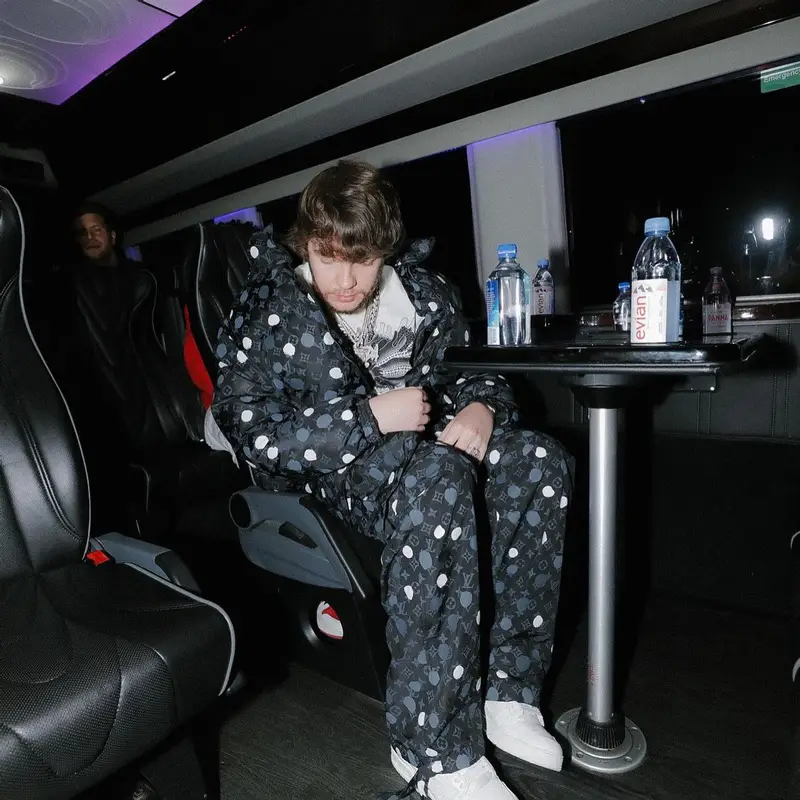 Murda Beatz outfit in Louis Vuitton and Yayoi Kusama, 2023