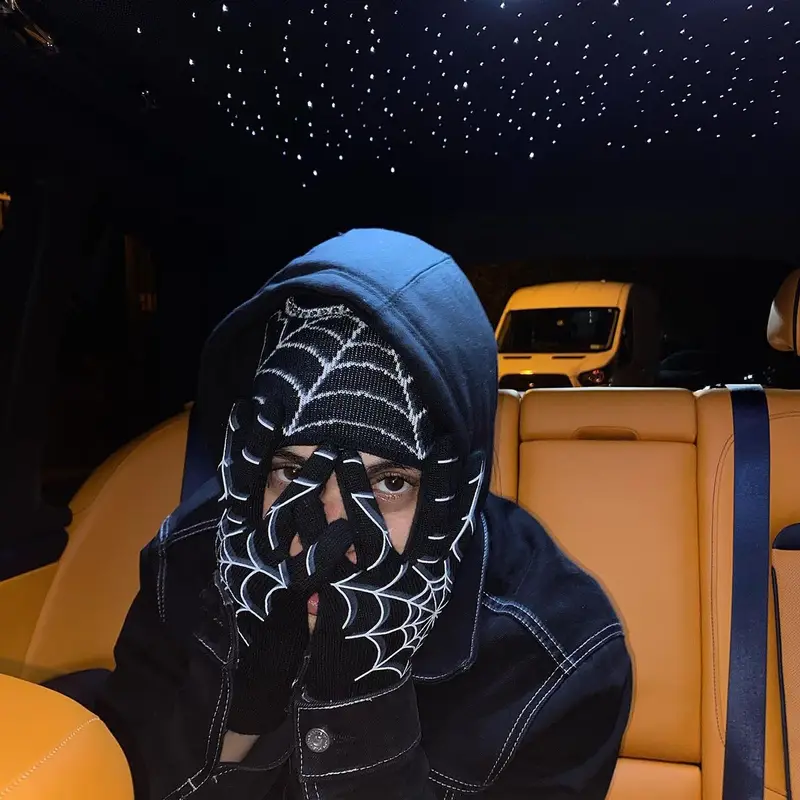 D Savage outfit in Vlone and Darkm0de, 2021