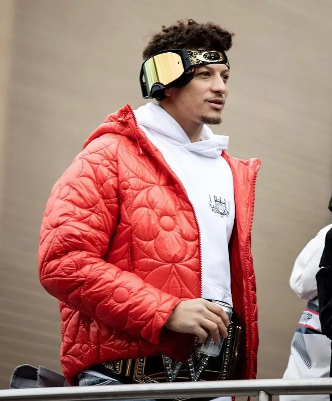 Patrick Mahomes II outfit in Louis Vuitton, Amiri, and Oakley, 2023