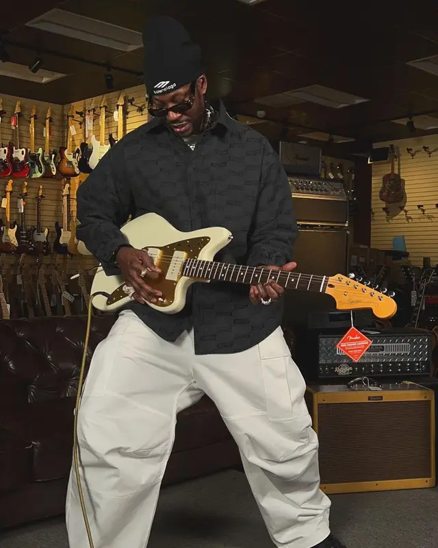 2 Chainz outfit in Balenciaga, 2023