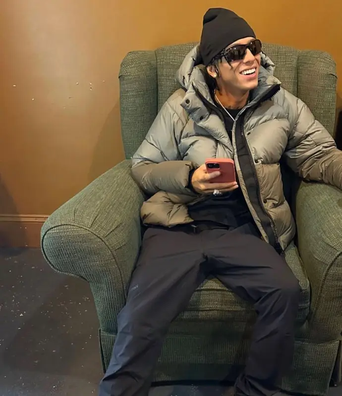 Central Cee outfit in Canada Goose, Jordan, and Oakley, 2023