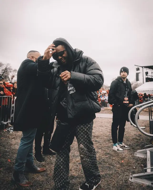 JuJu outfit in Rhude, Louis Vuitton, and Oakley, 2023